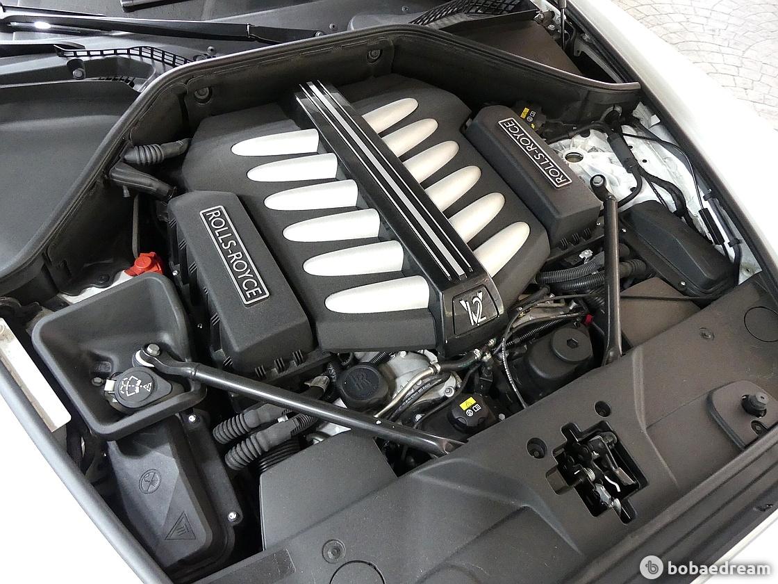 롤스로이스 던 V12 6.6