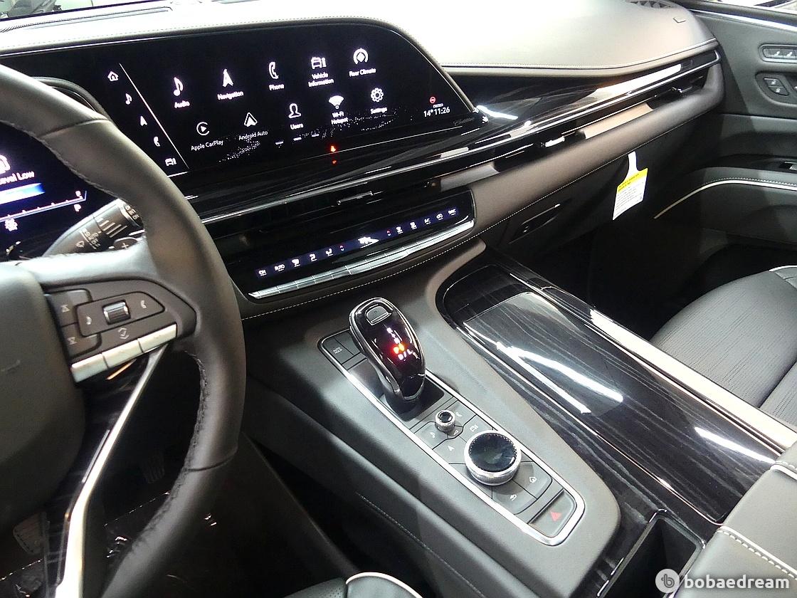 캐딜락 에스컬레이드 5세대 6.2 V8 ESV 4WD