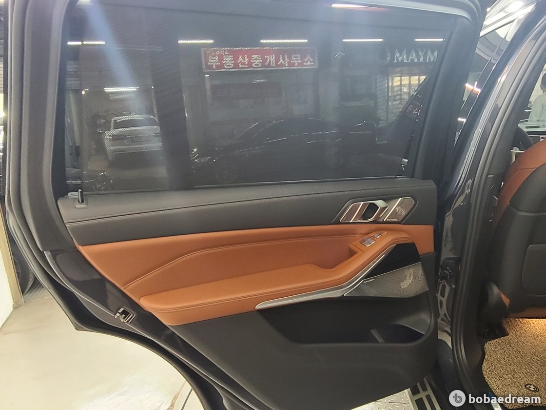 BMW X7 xDrive 40d M 스포츠