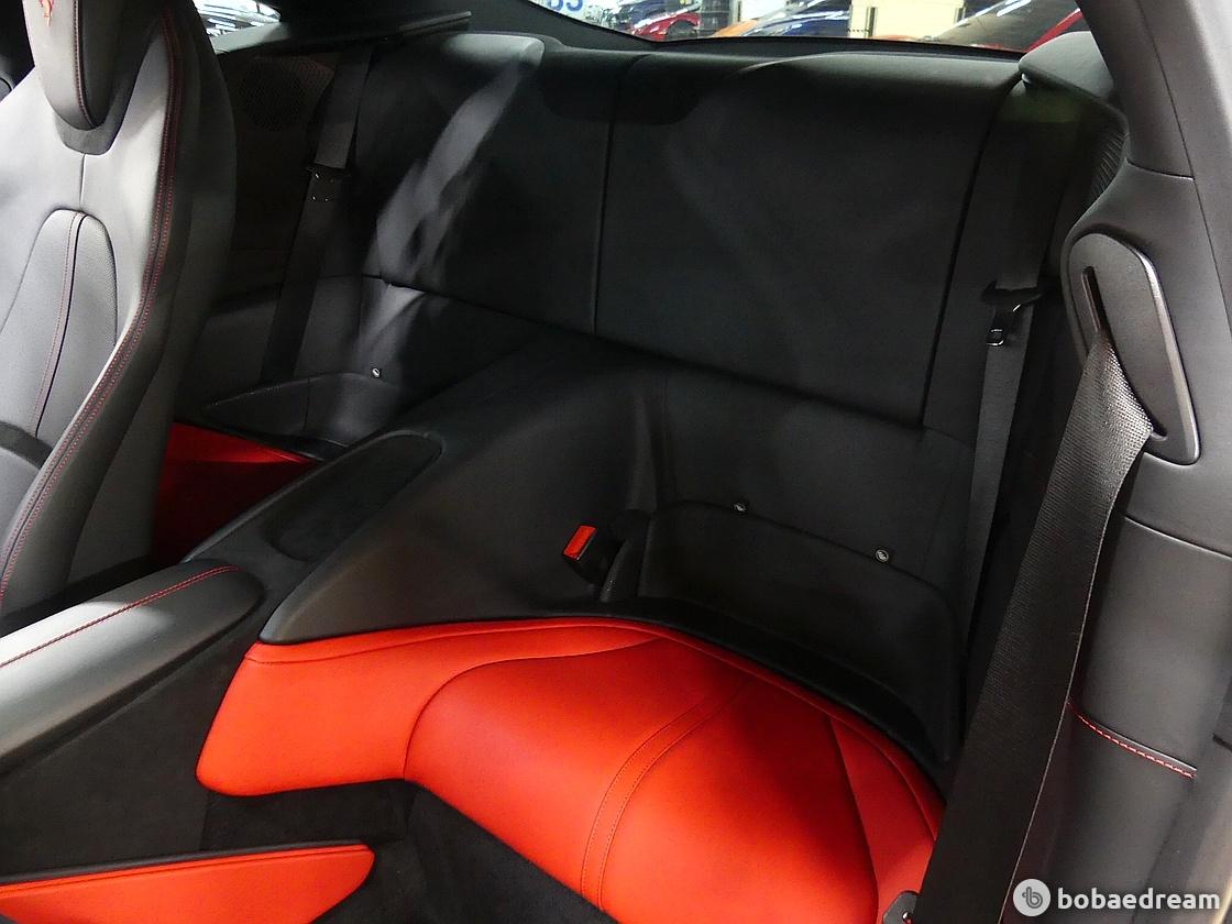 페라리 로마 3.9 V8