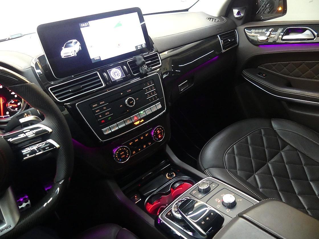 벤츠 2세대 GLS 500 4매틱