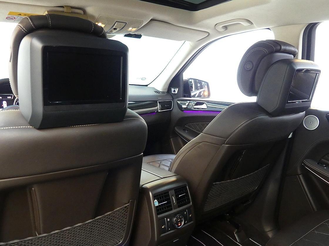 벤츠 2세대 GLS 500 4매틱