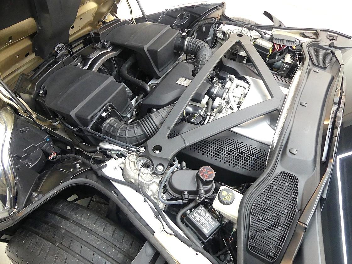 애스턴마틴 DB11 4.0 V8 볼란테