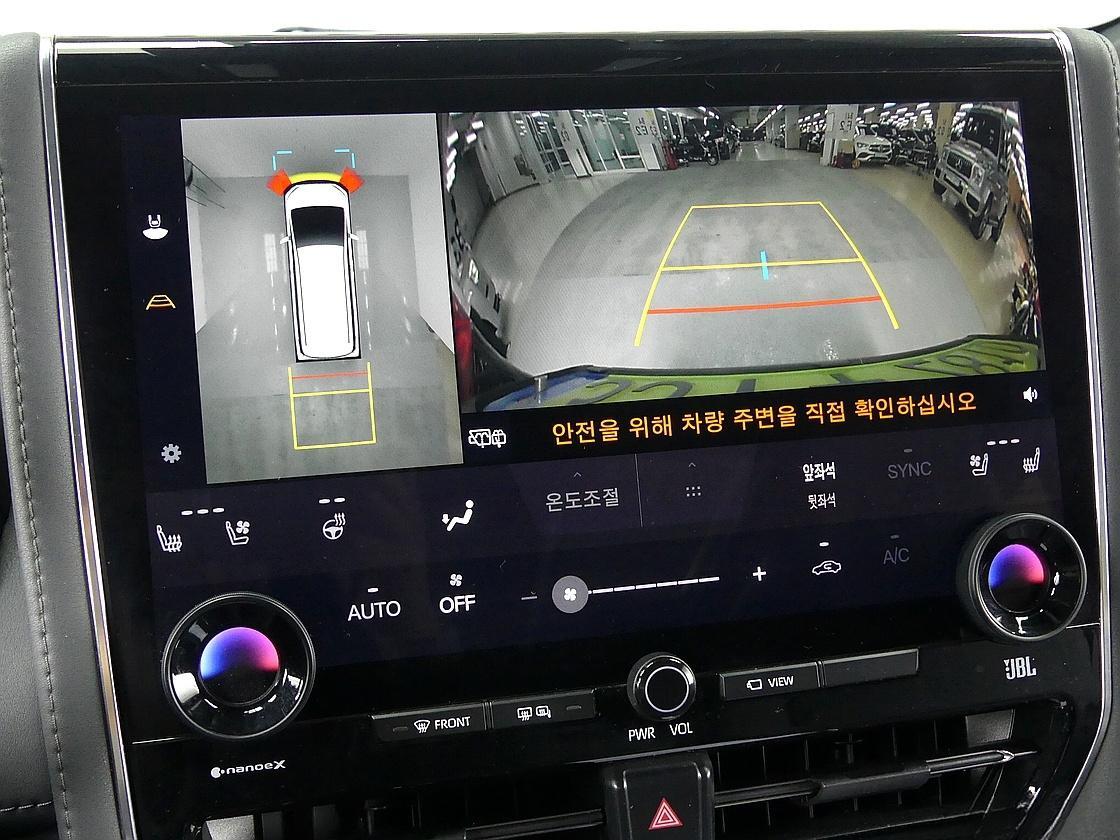 토요타 알파드 2.5 HEV AWD