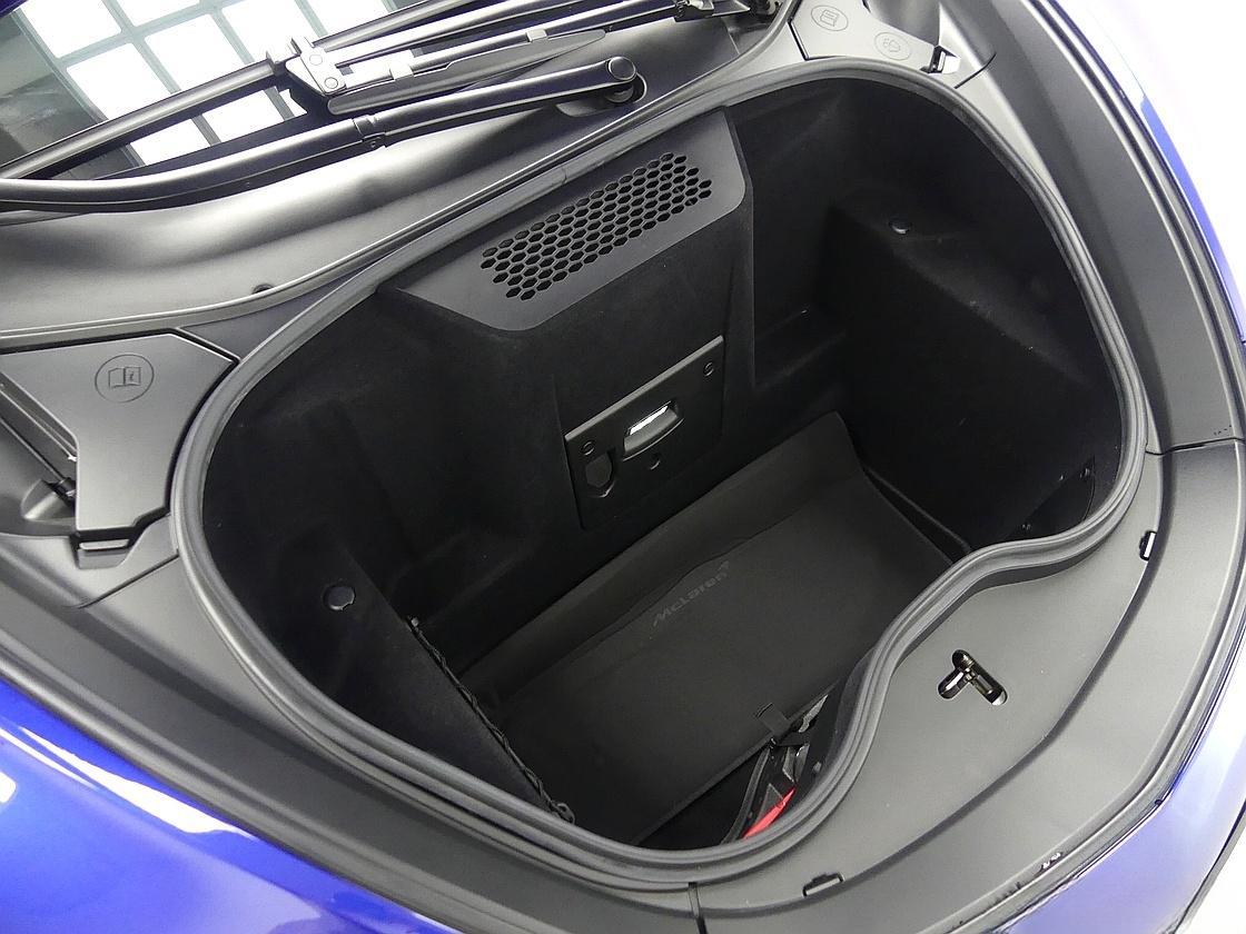 맥라렌 GT 4.0 V8