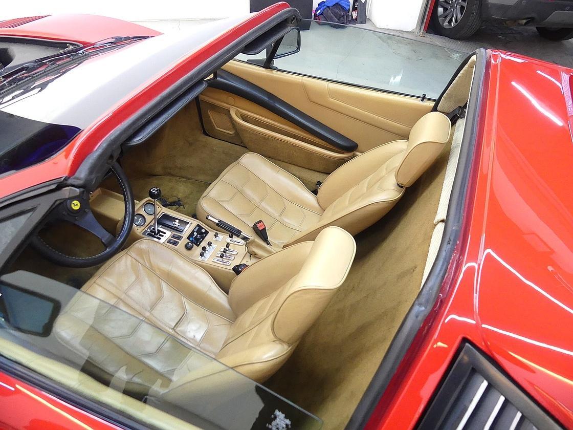 페라리 308 GTSi