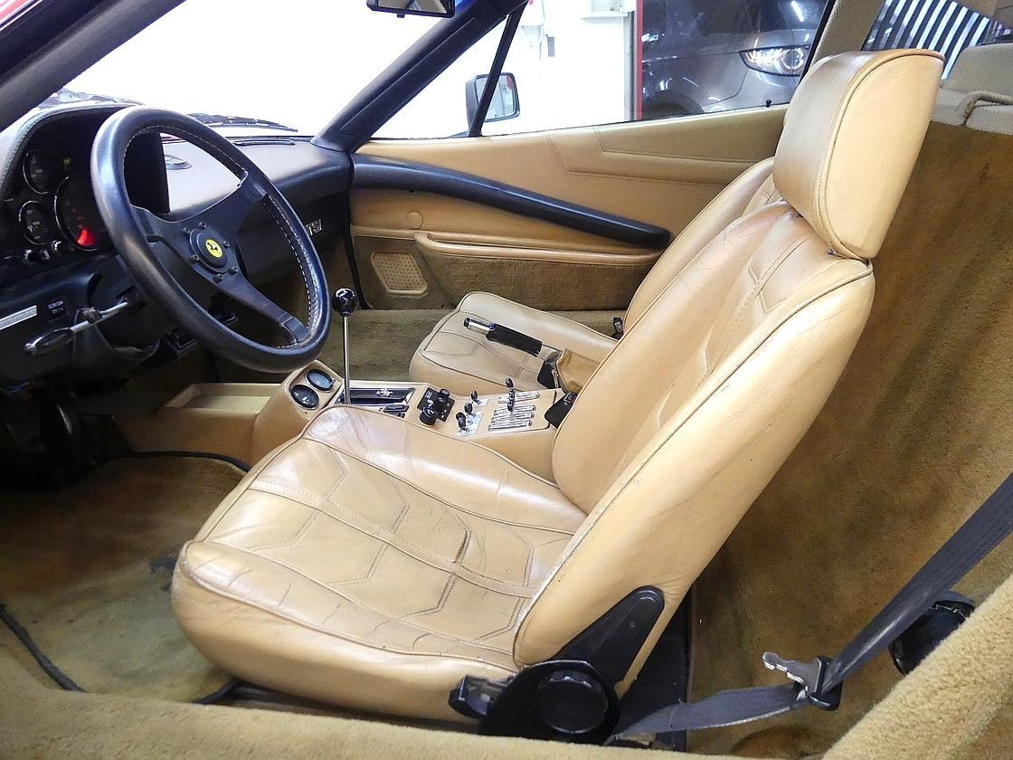 페라리 308 GTSi