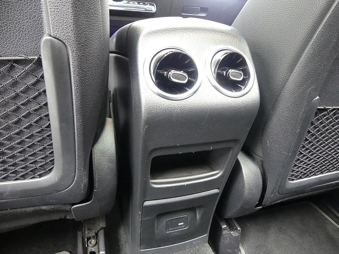 벤츠 GLB200d
