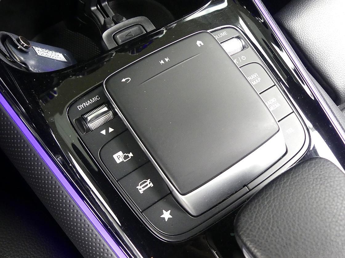 벤츠 GLB200d