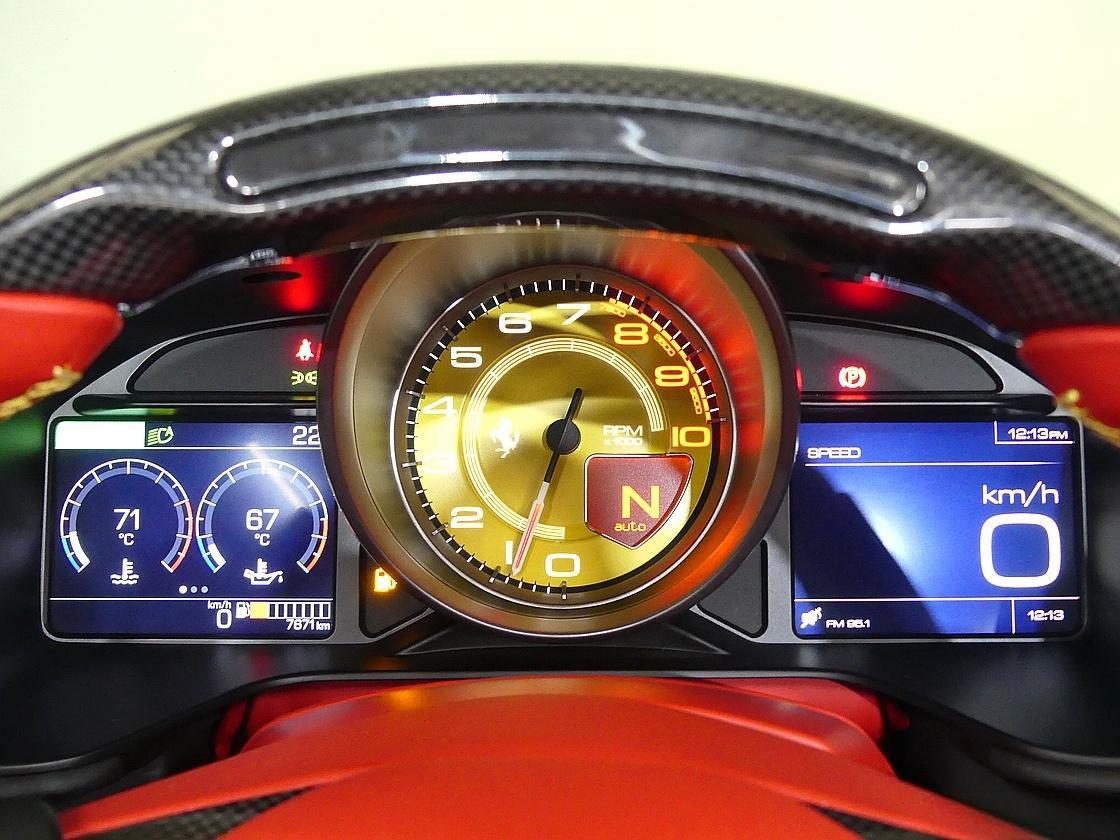 페라리 포르토피노 3.9 V8
