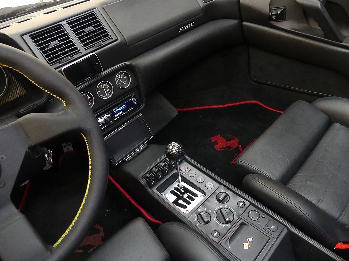 페라리 F355 GTS