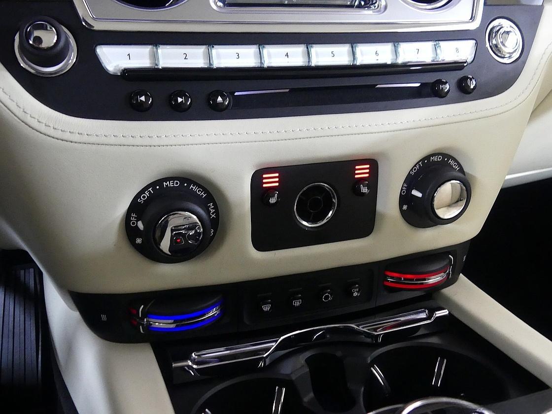 롤스로이스 던 6.6 V12
