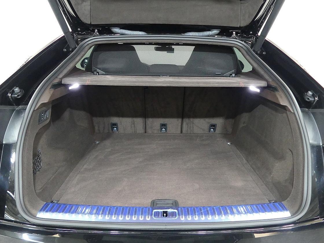 람보르기니 우루스 4.0 V8