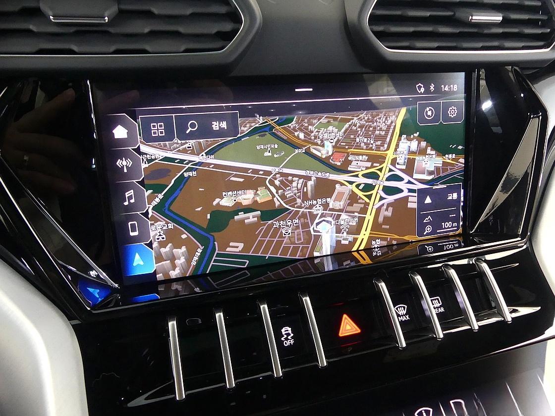 람보르기니 우루스 4.0 V8