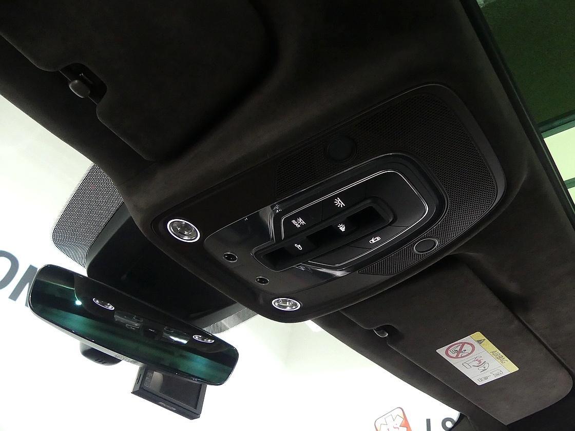 람보르기니 우루스 4.0 V8