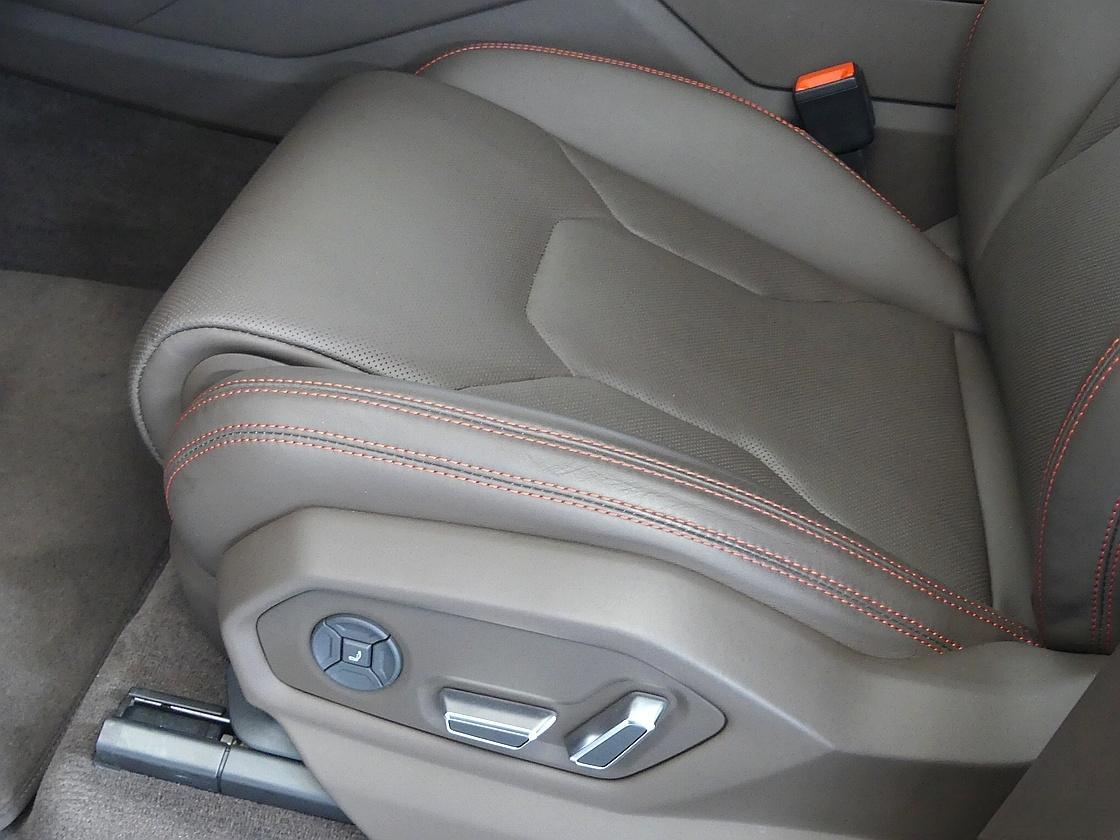 람보르기니 우루스 4.0 V8