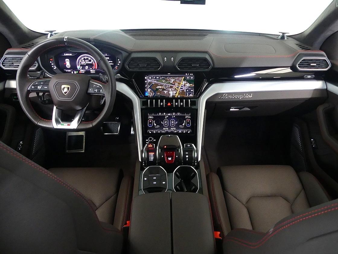 람보르기니 우루스 4.0 V8