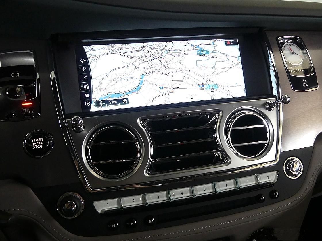 롤스로이스 레이스 6.6 V12