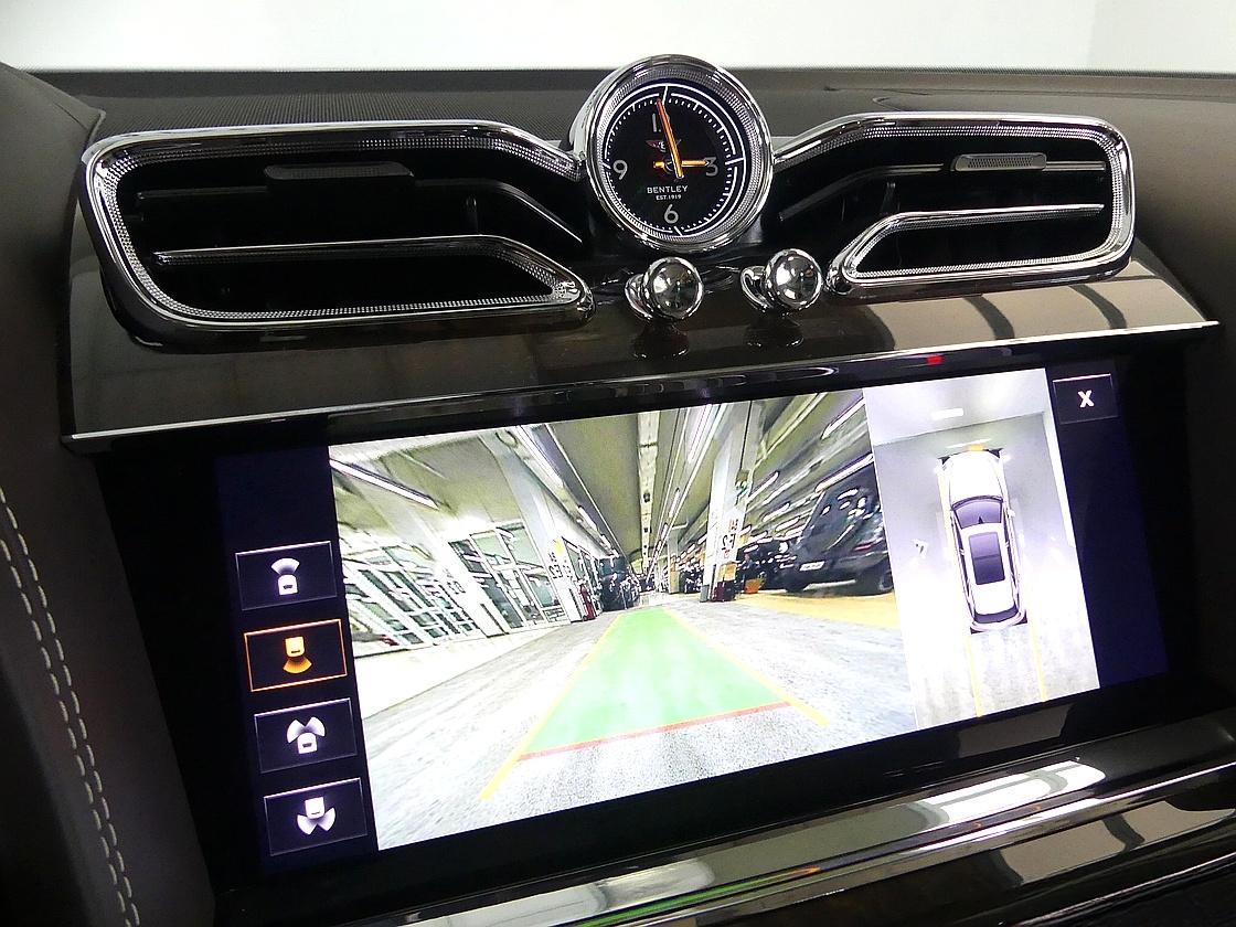 벤틀리 벤테이가 4.0 V8 퍼스트 에디션