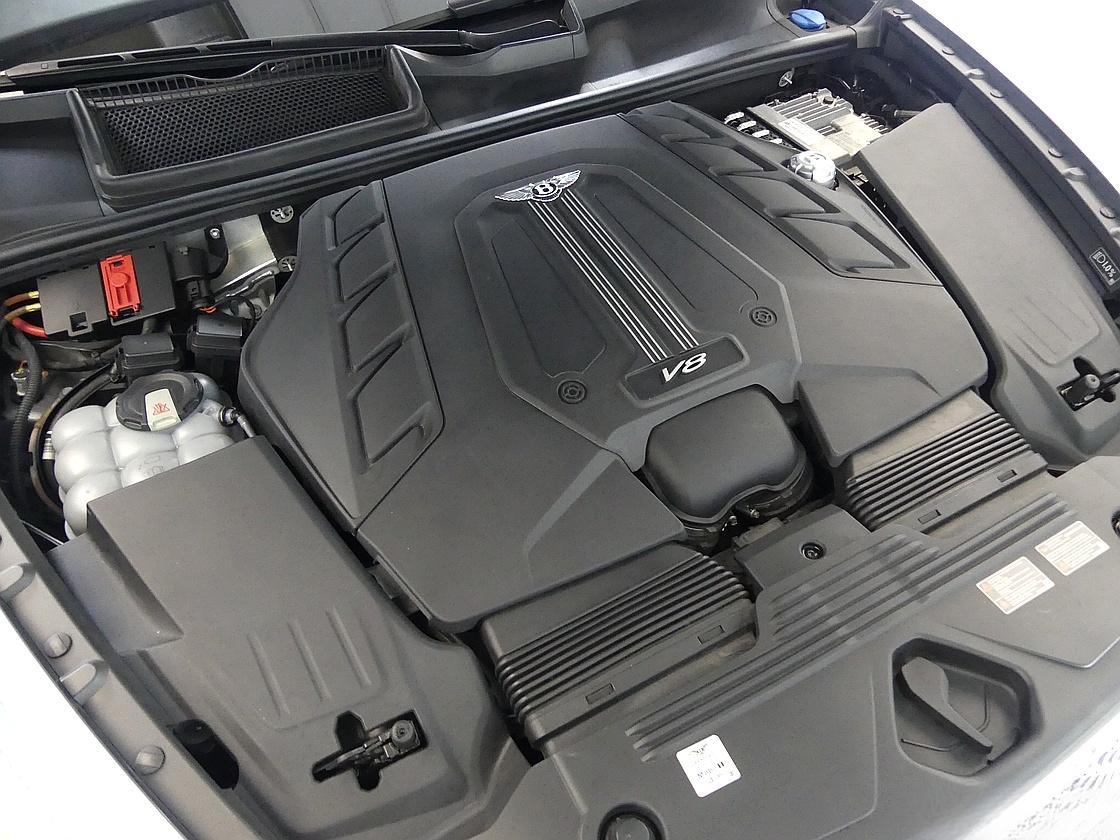 벤틀리 벤테이가 4.0 V8 퍼스트 에디션