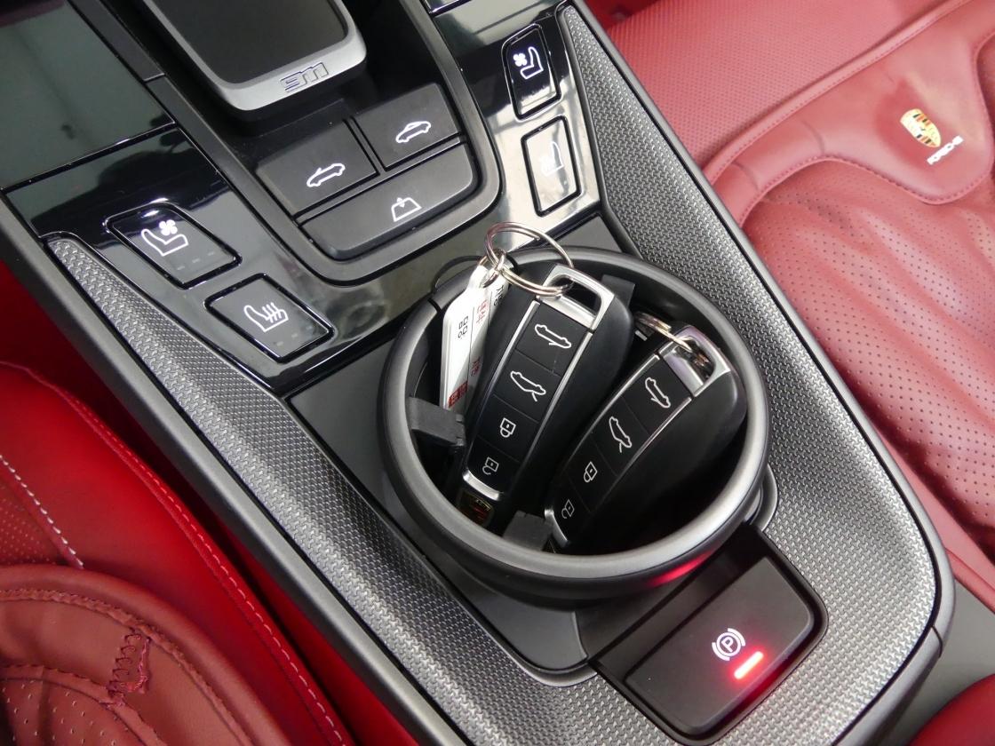 포르쉐 911 8세대 카레라 4S 카브리올레