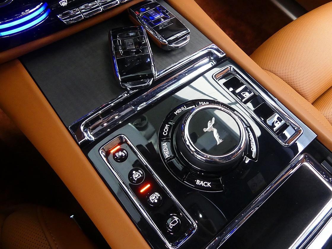 롤스로이스 고스트 2세대 6.7 V12 EWB