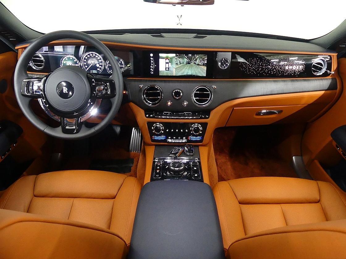 롤스로이스 고스트 2세대 6.7 V12 EWB