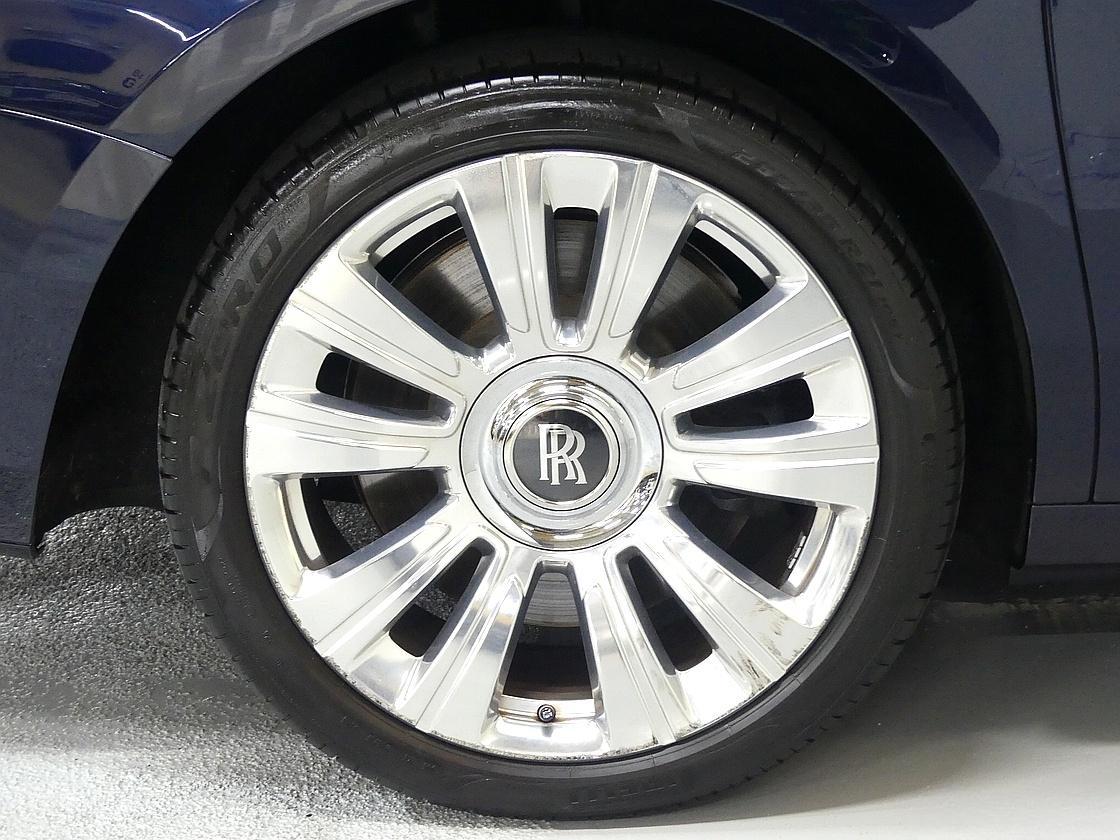 롤스로이스 고스트 2세대 6.7 V12 EWB