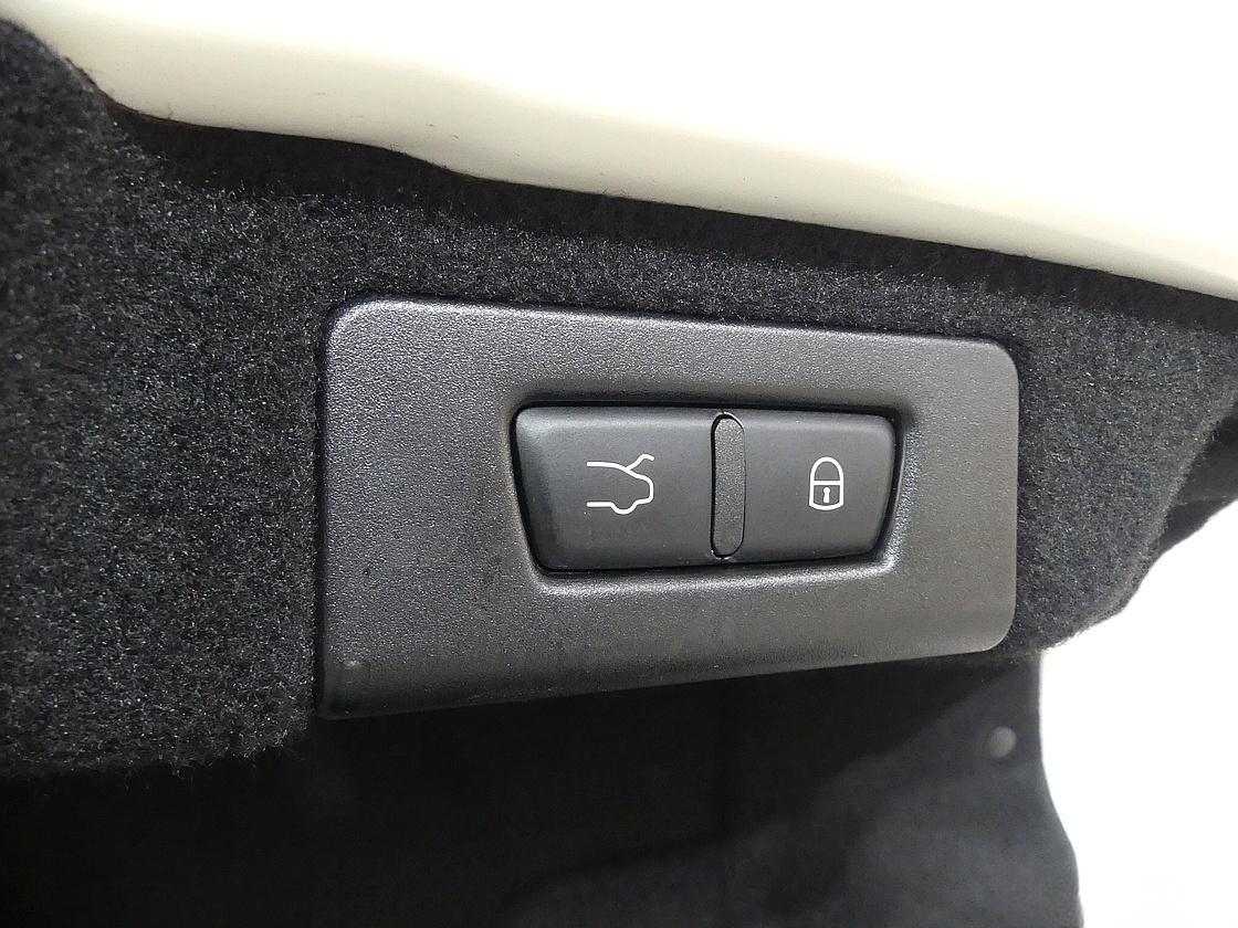 마세라티 콰트로포르테 6세대 3.0