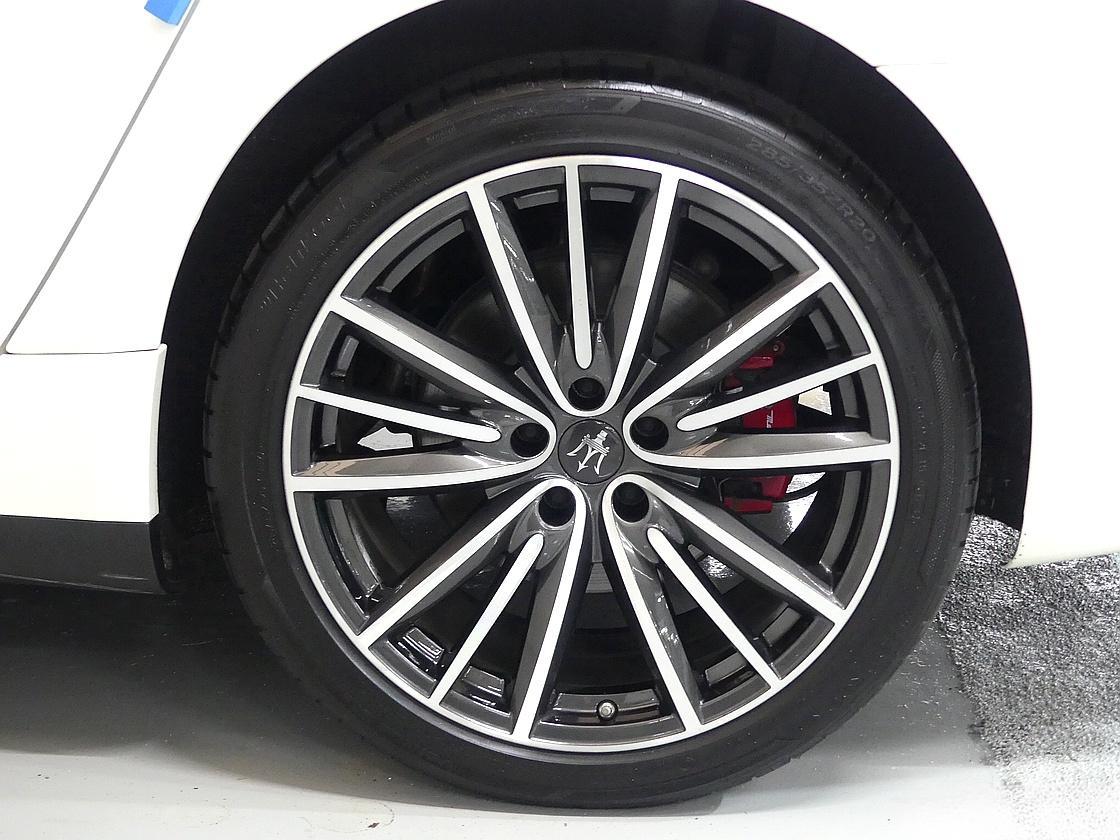 마세라티 콰트로포르테 6세대 3.0