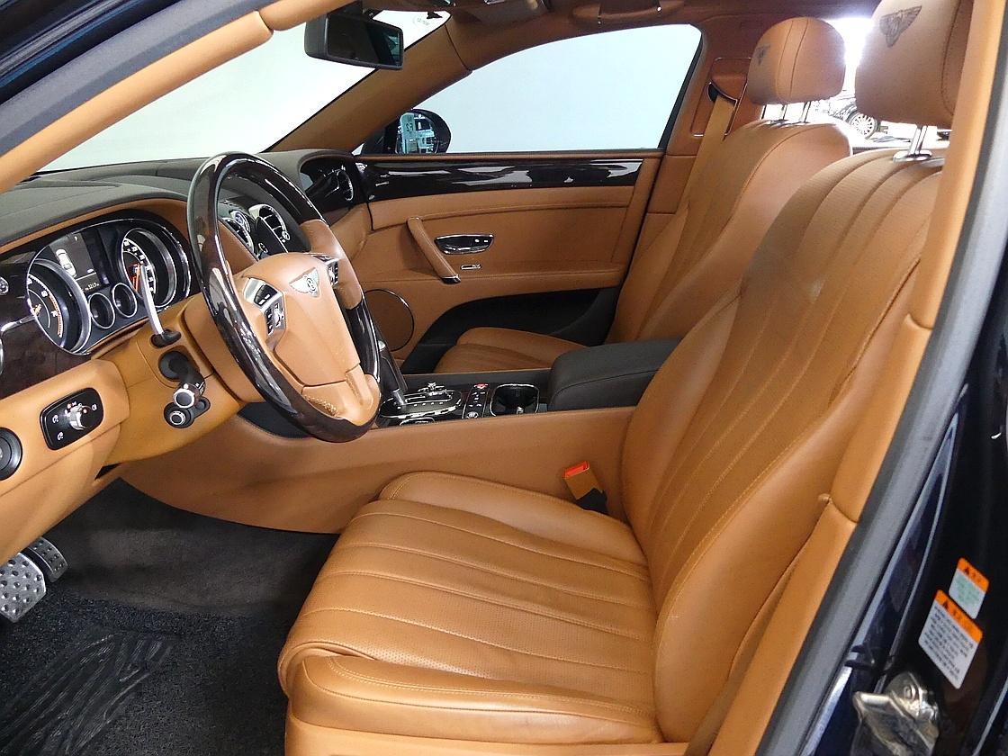 벤틀리 플라잉스퍼 2세대 4.0