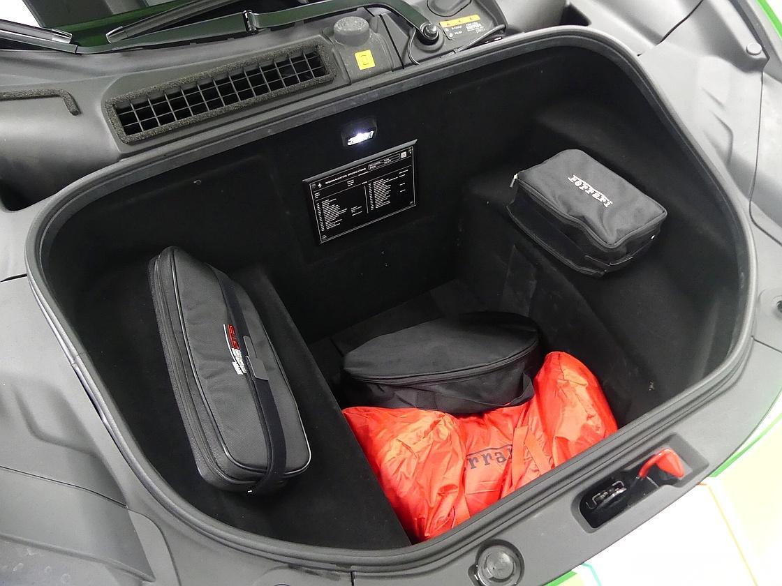 페라리 296 GTS 3.0 PHEV