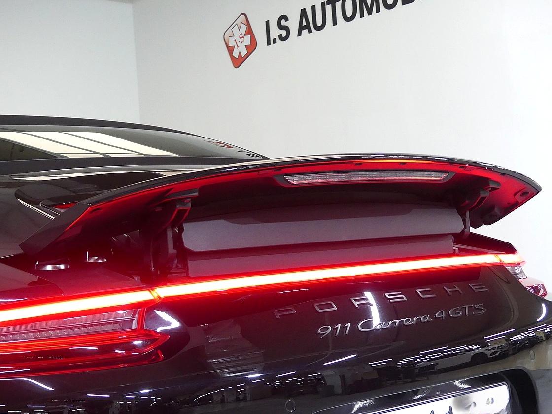 포르쉐 911 8세대 카레라 4 GTS 카브리올레