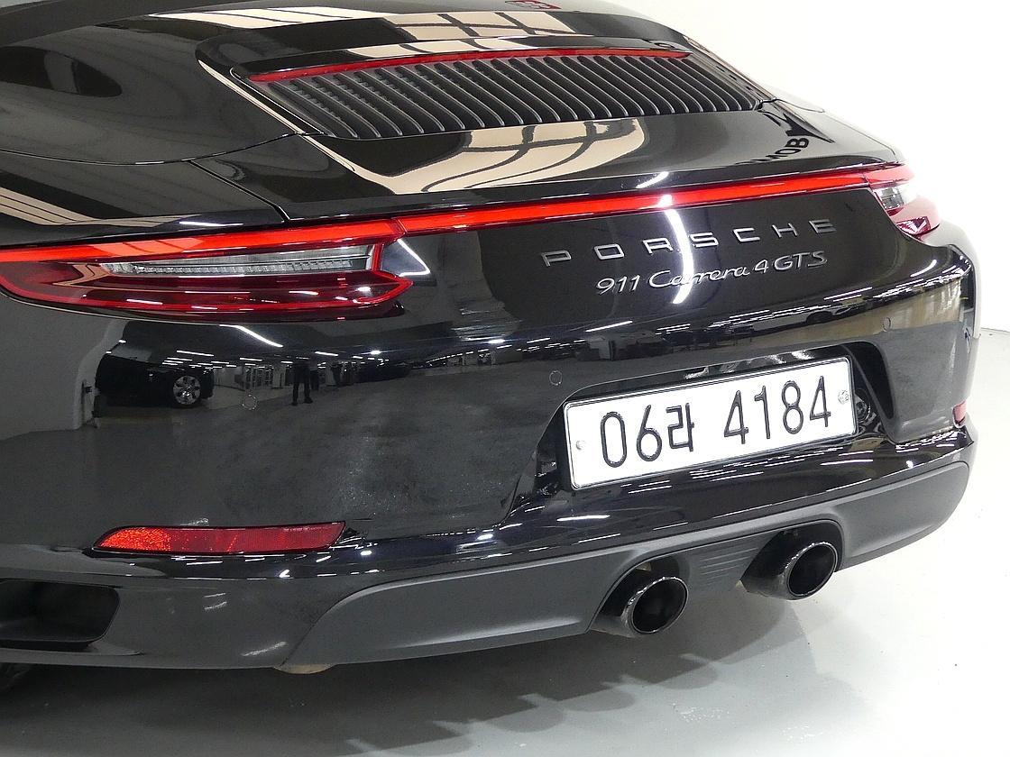 포르쉐 911 8세대 카레라 4 GTS 카브리올레