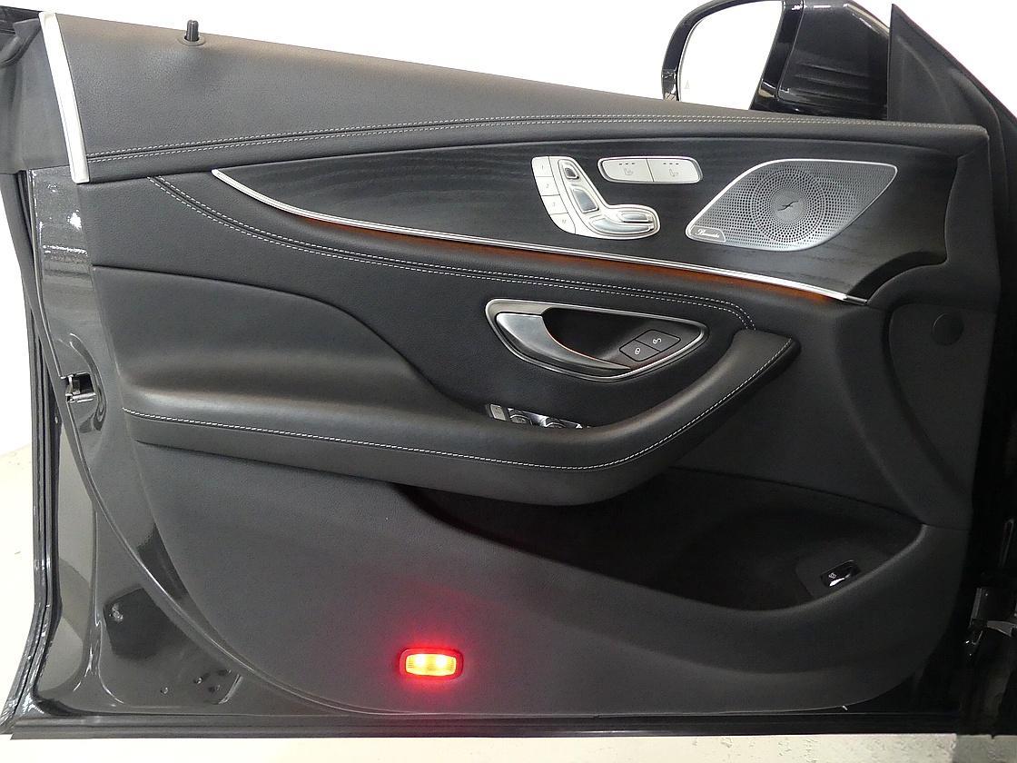 벤츠 3세대 CLS300 d AMG 라인