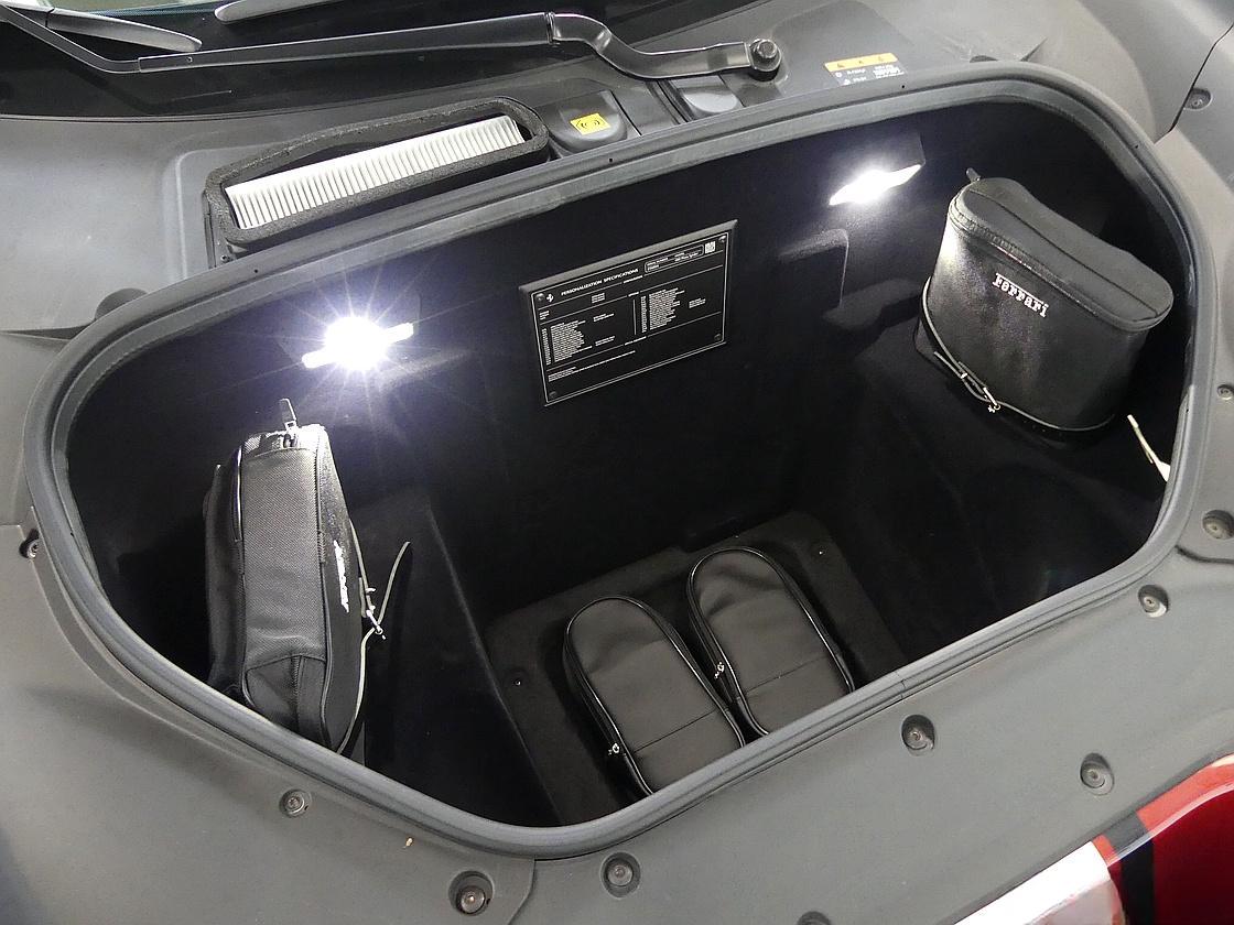 페라리 488 피스타 스파이더