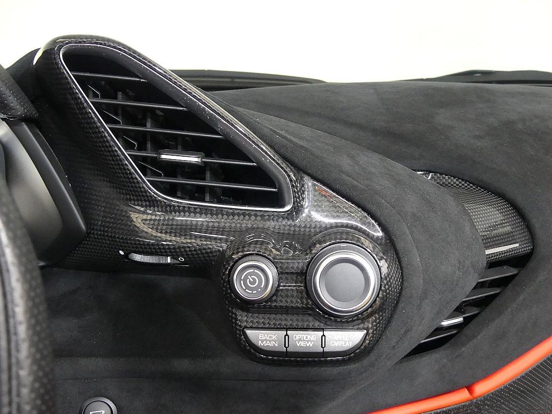 페라리 488 피스타 스파이더