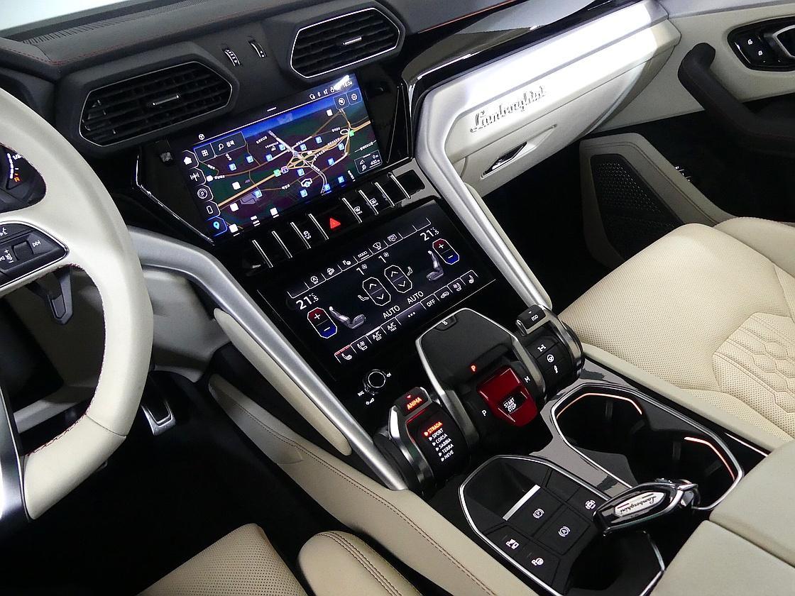 람보르기니 우루스 4.0 V8 S