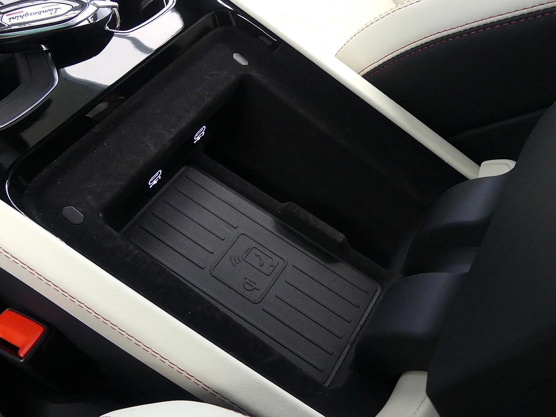 람보르기니 우루스 4.0 V8 S