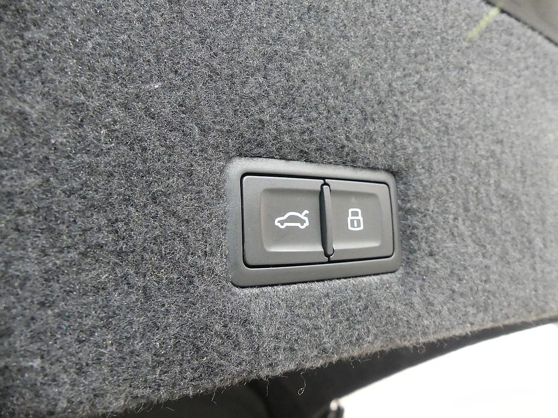 람보르기니 우루스 4.0 V8