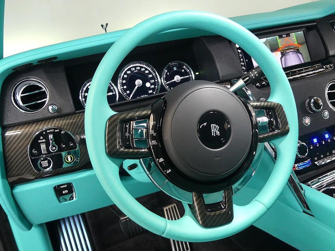 롤스로이스 컬리넌 6.7 V12