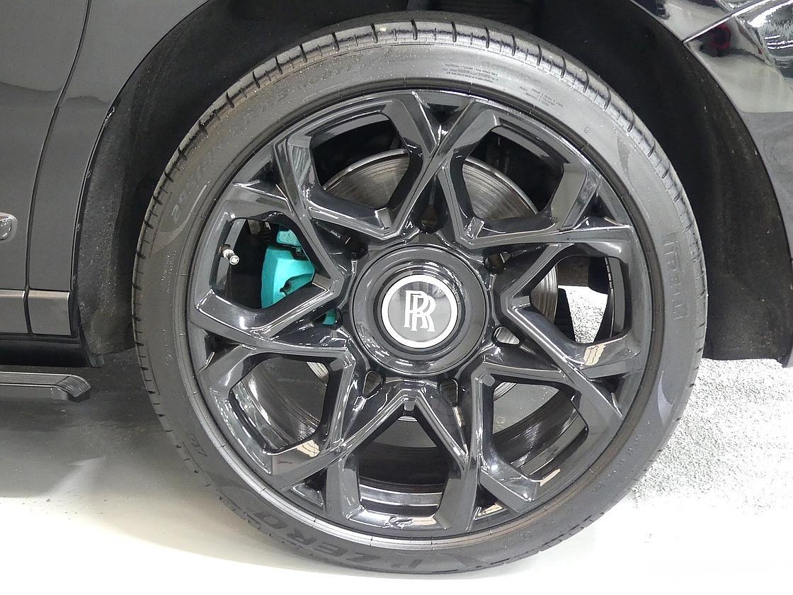 롤스로이스 컬리넌 6.7 V12