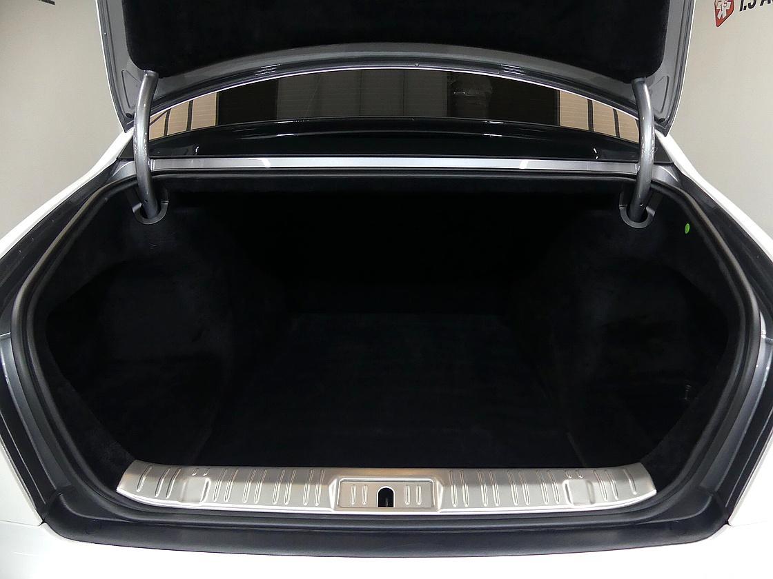 롤스로이스 고스트 1세대 시리즈2 6.6 V12