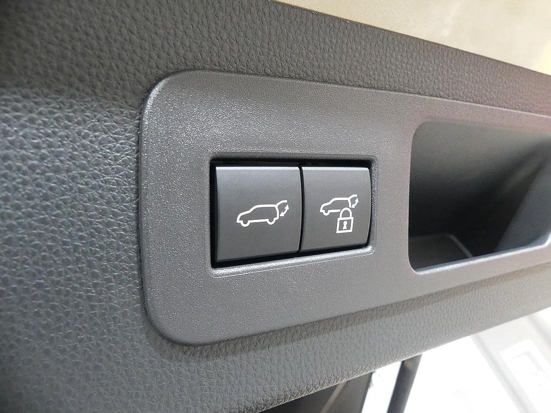 렉서스 LX 700h 오버트레일