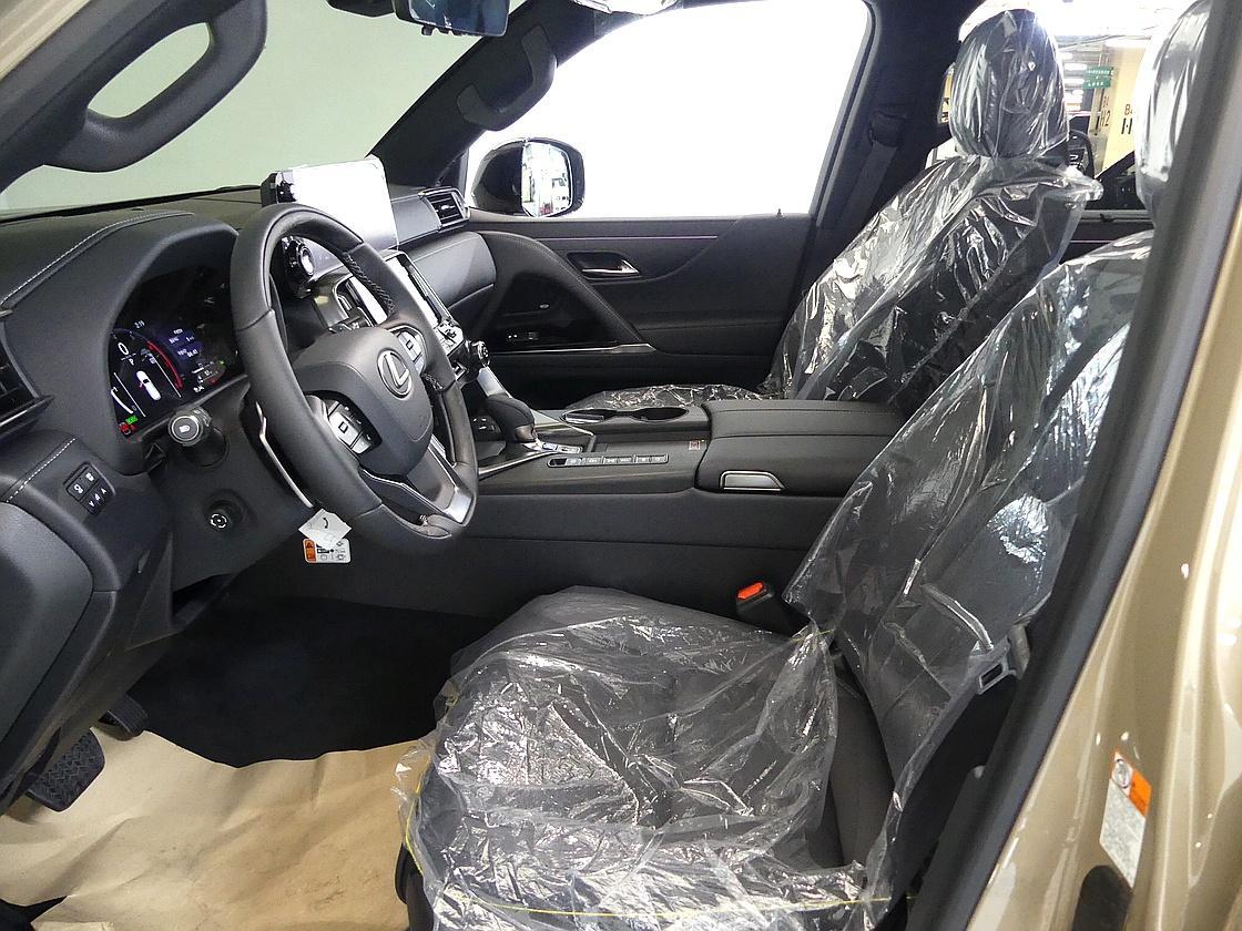 렉서스 LX 700h 오버트레일