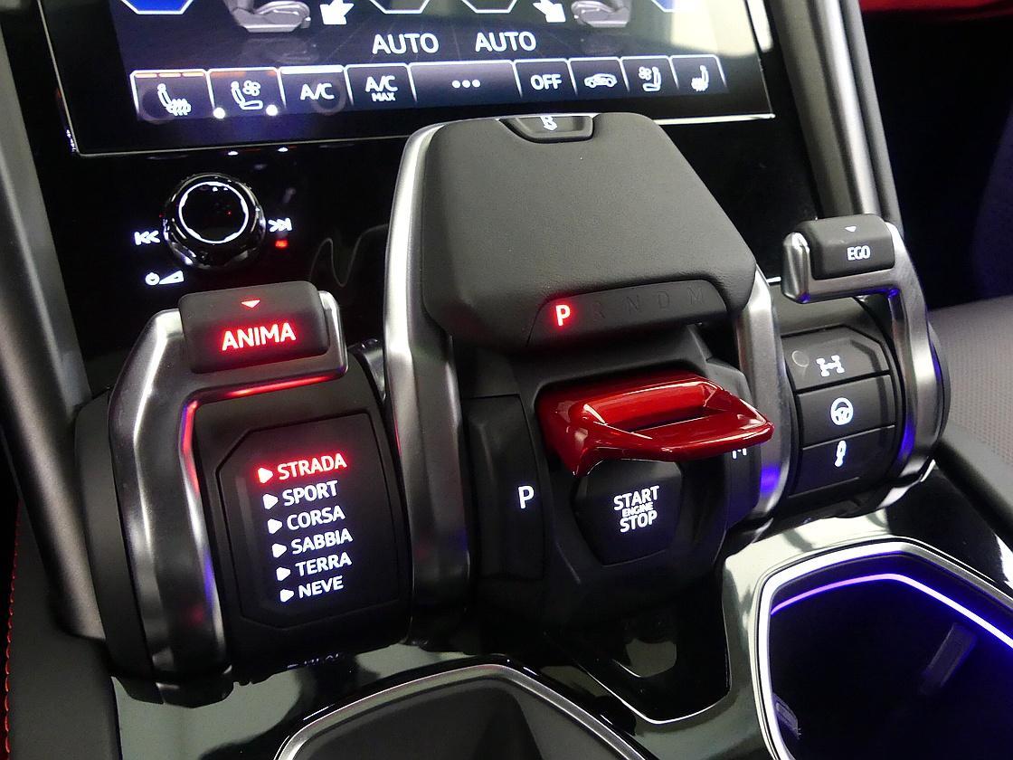 람보르기니 우루스 4.0 V8 S