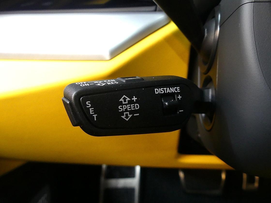 람보르기니 우루스 4.0 V8