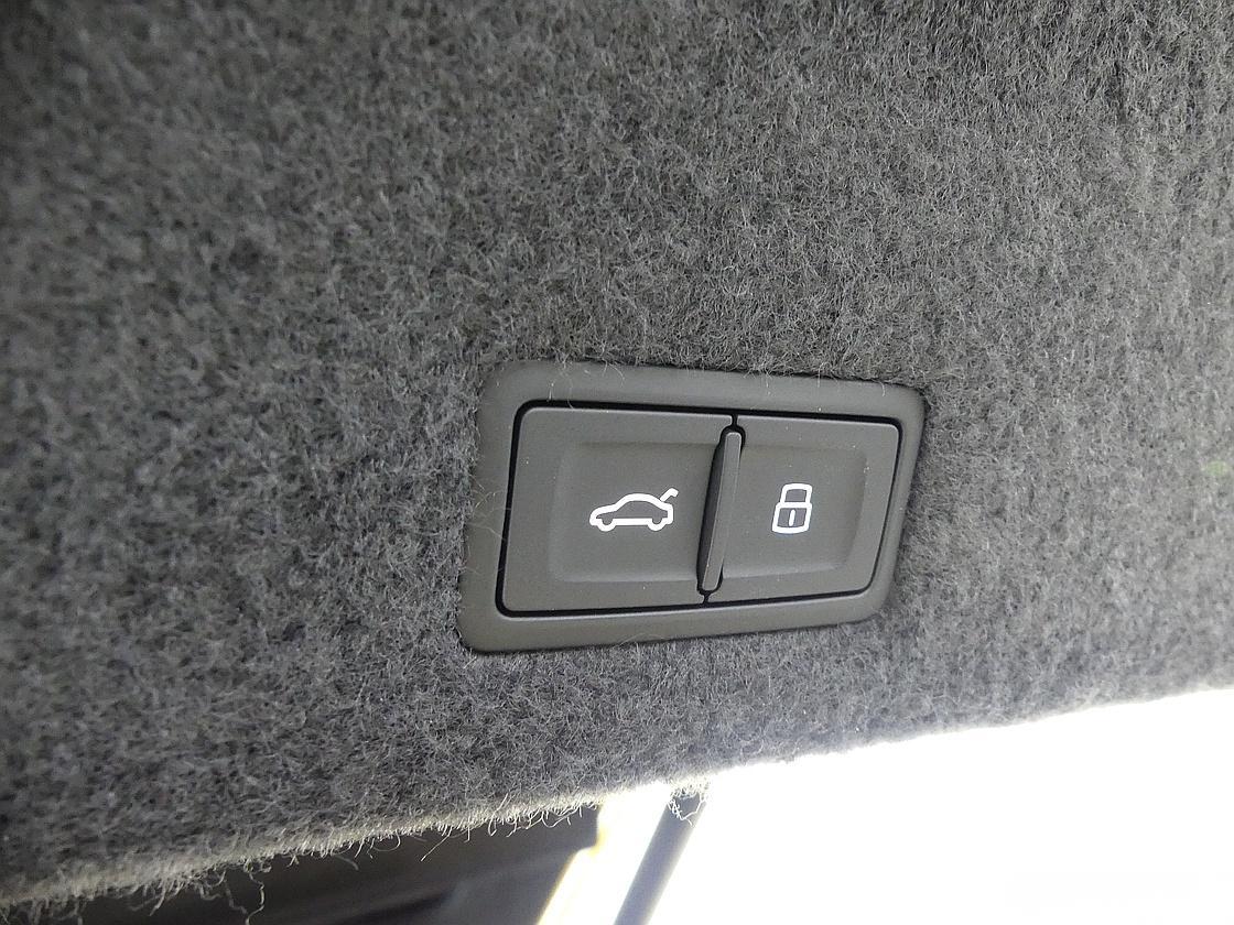 람보르기니 우루스 4.0 V8