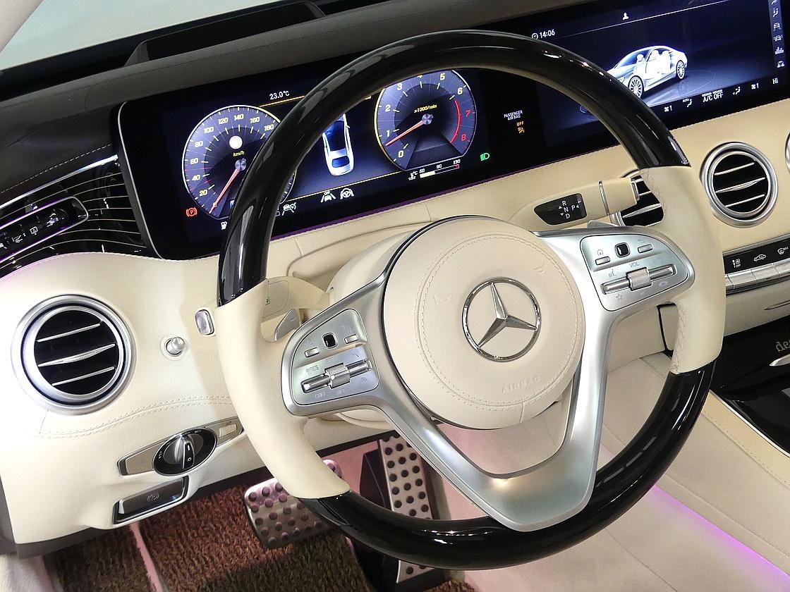 벤츠 6세대 S450 4매틱 쿠페