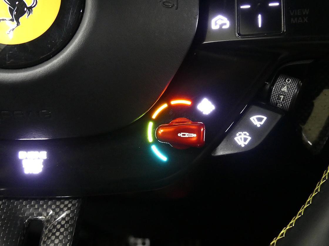 페라리 로마 3.9 V8